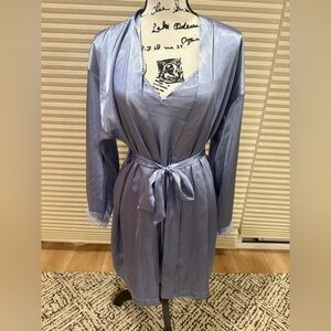 In Bloom Light Blue Blue Women's Satin Robe